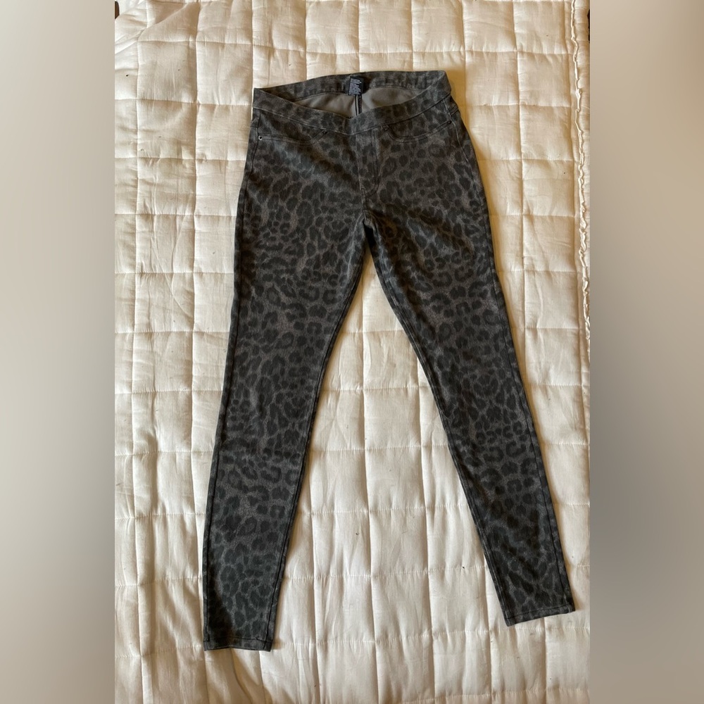 HUE Black Leopard Print Kids Leggings